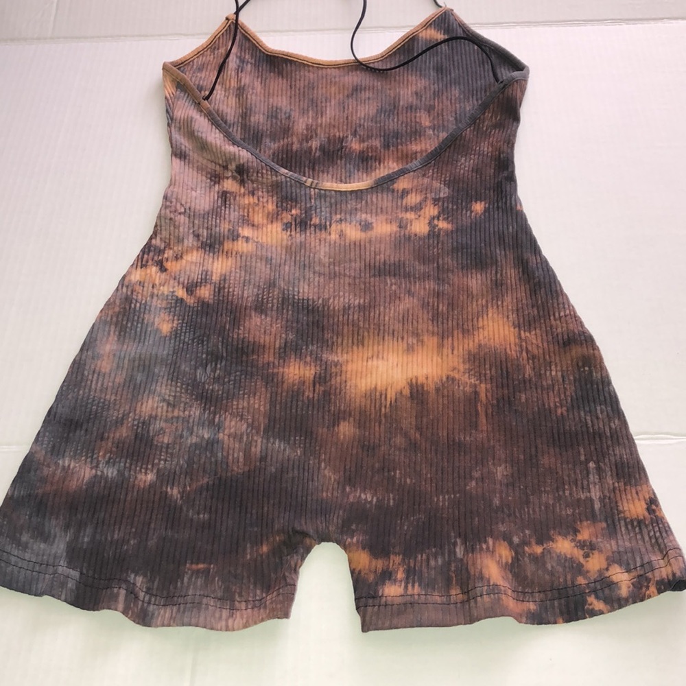 Tye Dye Shorts Romper Nwot - Picture 8 of 10